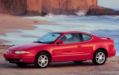 Red Oldsmobile Alero Pictures